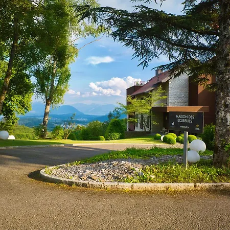 호텔 Chateau Des Avenieres 4*