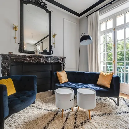 호텔 Chateau Des Avenieres 4*